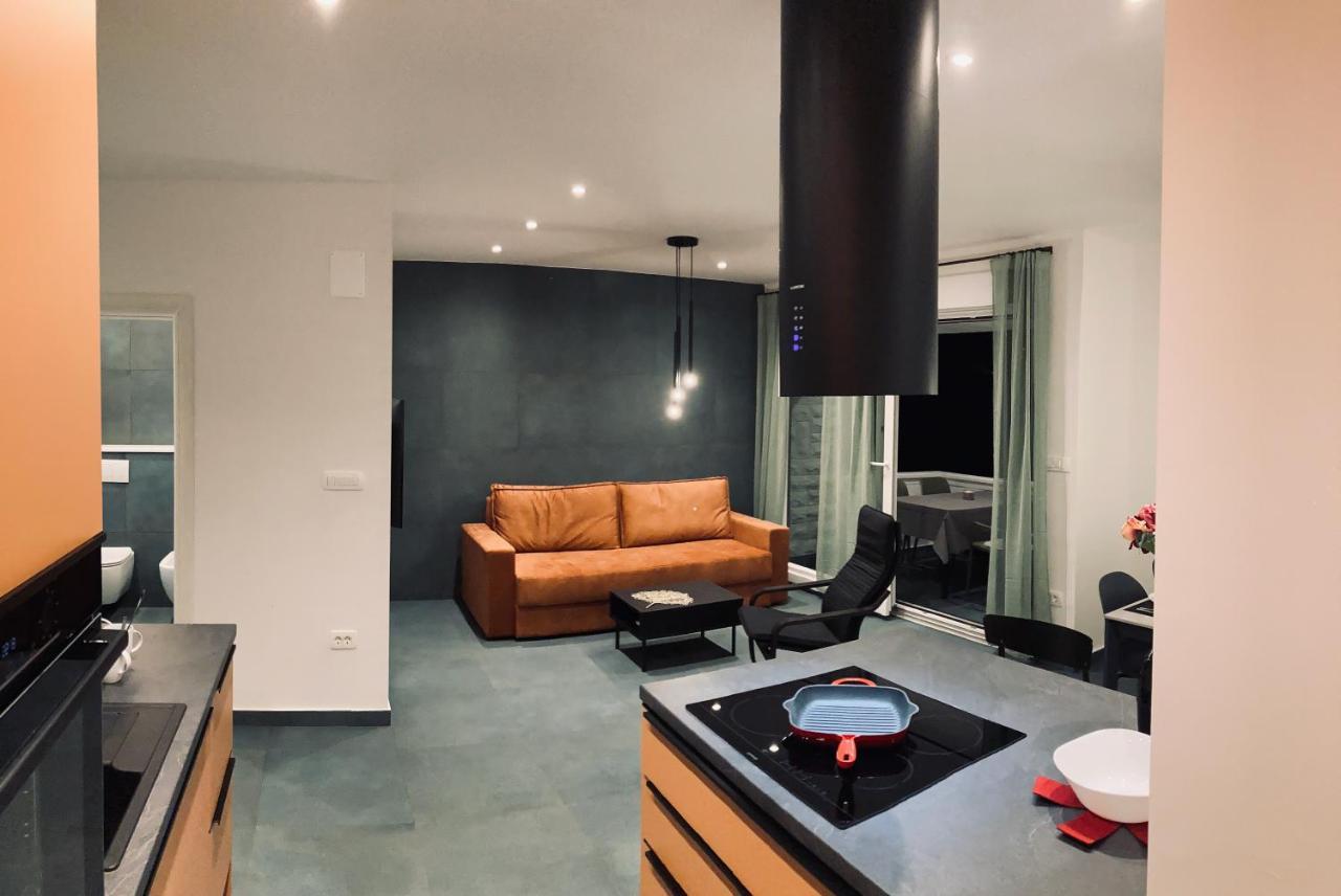 Apartment Tomic Krk Krk Town Buitenkant foto